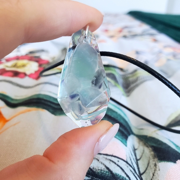 Florite Gemstone Resin Pendant - Aqua Purple - Picture 2 of 6